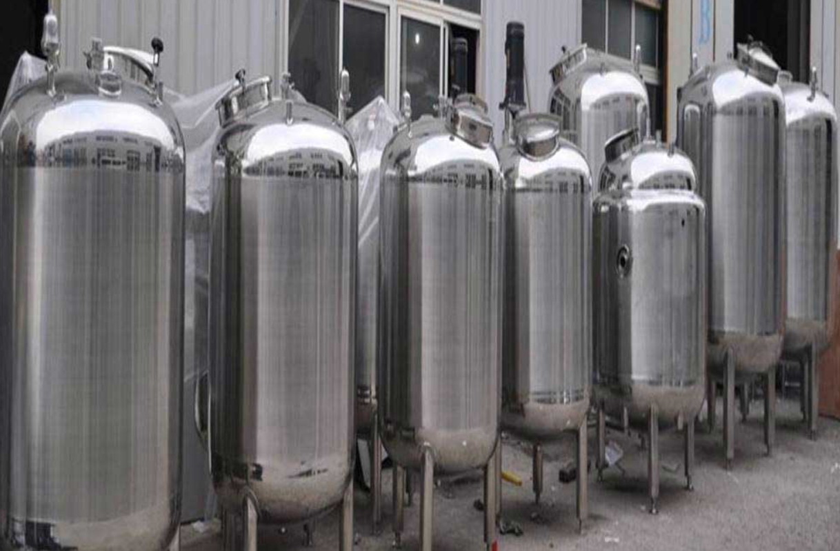 SS Vessels / SS Tanks photograph from the Siddhi Enterprises company profile